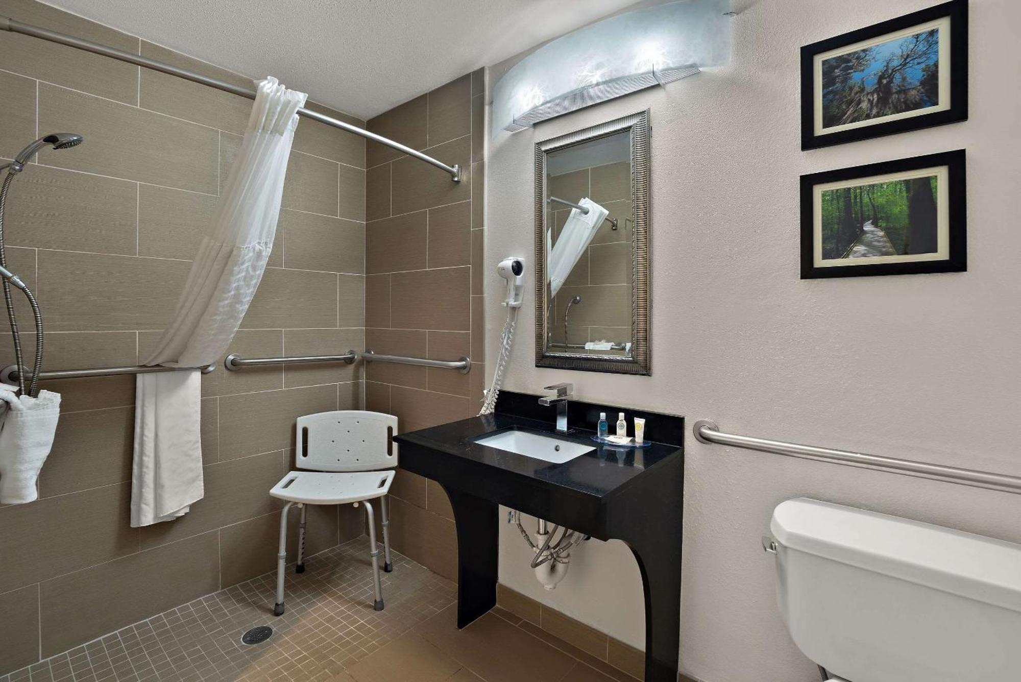 Comfort Inn & Suites Santee I-95 Eksteriør billede